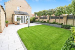 Photo 21- click for photo gallery